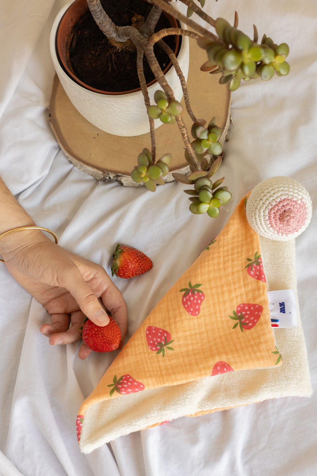 Doudou tétée Fraise