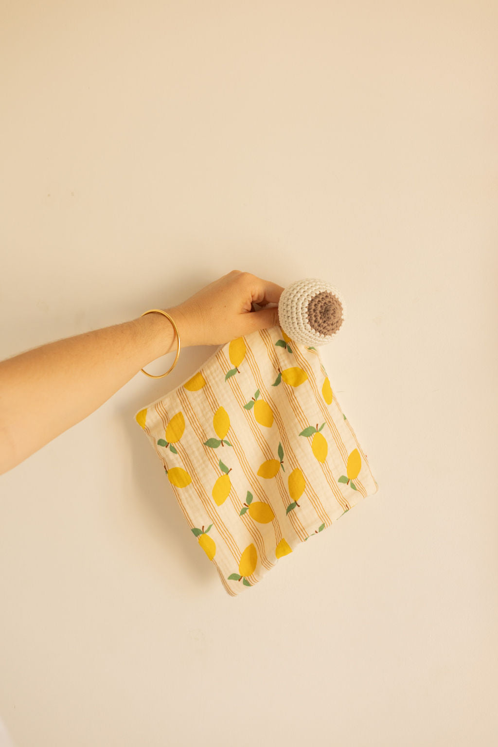 Doudou tétée Lemon